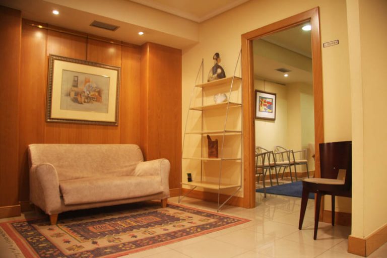 Imagen de la sala de espera Hevia del Río